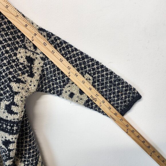 En Ceme Fringe Cardigan Poncho Sweater Size M Relaxed Fit Blue Long Sleeve Boho - Picture 14 of 16